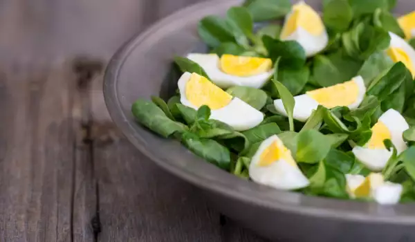 Ideje za prolećne salate sa jajima