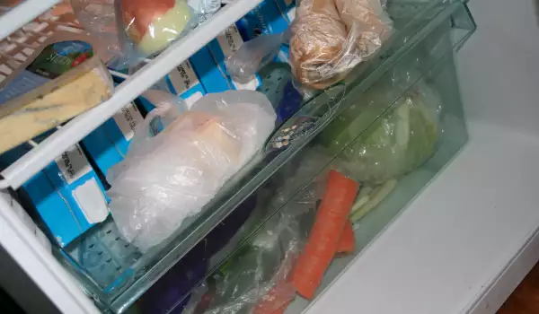 Kako otpušiti drenažni odvod frižidera?