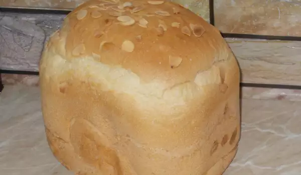 Beli hleb sa bademima u mini pekari