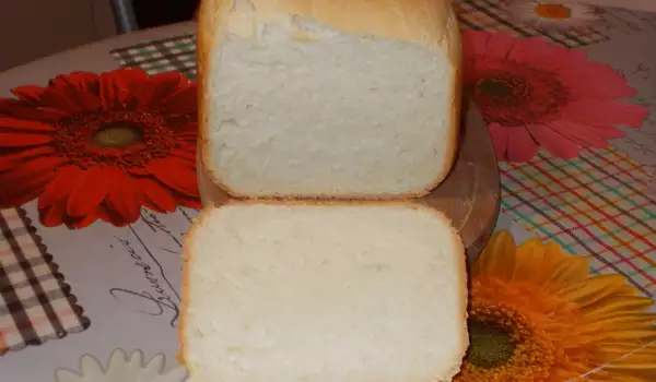Mekan beli hleb u mini pekari
