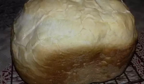 Beli hleb sa kiselim mlekom u mini pekari