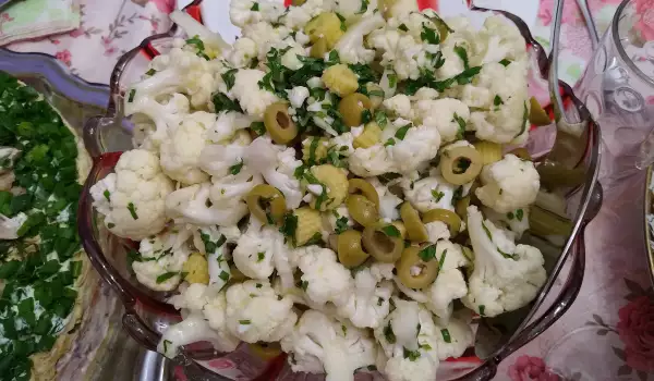 Salata od karfiola i maslina