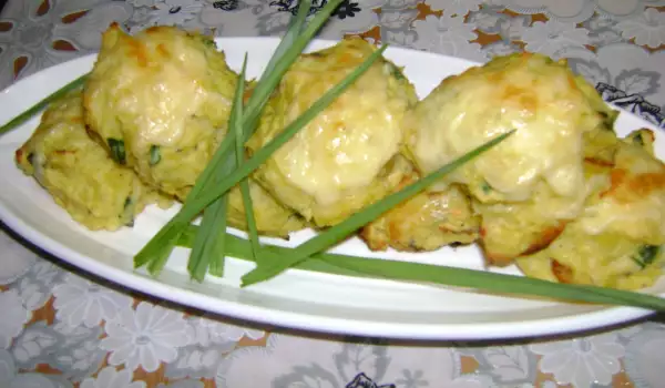 Ćuftice od krompira sa šunkom i topljenim sirom, iz rerne