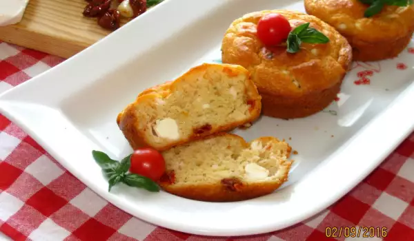 Slani kolačići sa sušenim paradajzom i sirom