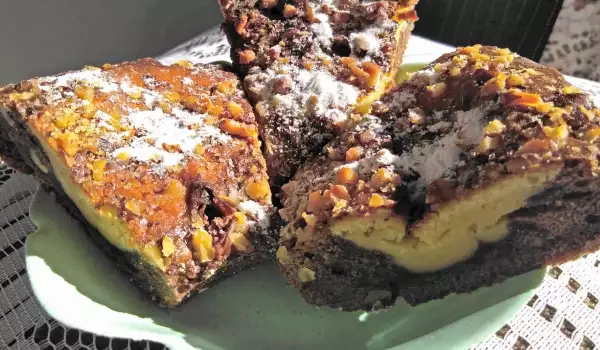Kakao kolač sa orasima i krem sirom