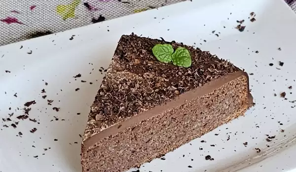 Keto kolač sa čokoladnim prelivom
