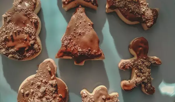 Božićni kolačići sa čokoladnom glazurom