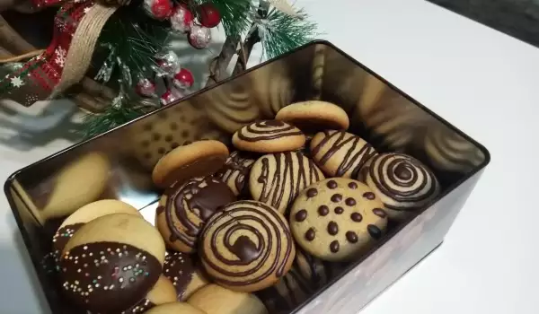 Božićni medenjaci sa cimetom i čokoladom