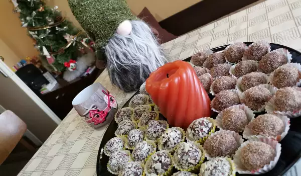 Božićne bombone sa bademima i čokoladom