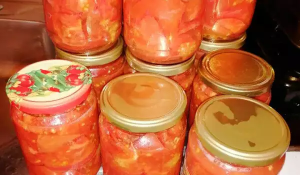 Konzervisan paradajz za zimu
