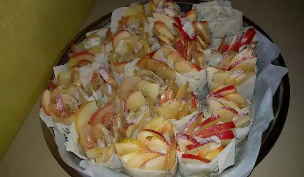 Hrskave korpice sa jabukama