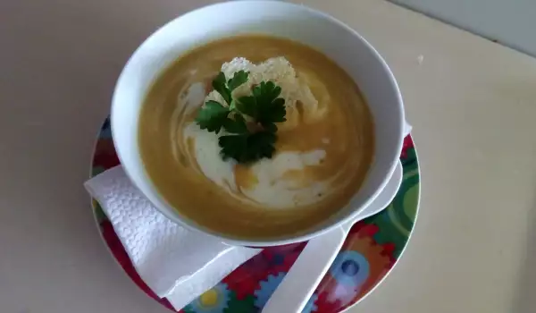 Krem supa od crvenog sočiva i bulgura