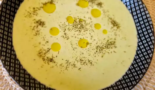 Krem supa od graška i kiselog mleka