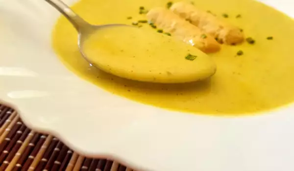 Krem supa od tikvica sa kiselom pavlakom i aromom limuna