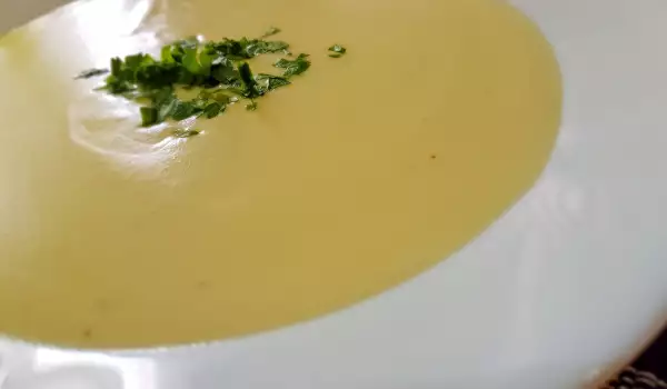 Krem supa sa karfiolom i prazilukom