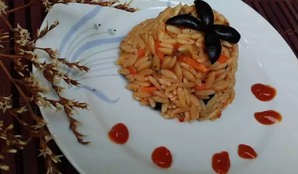 Kritaraki sa maslinama i pečurkama