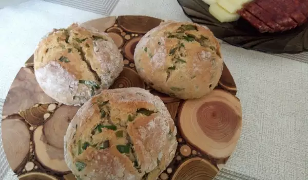 Hlepčići od spelte sa sremušem