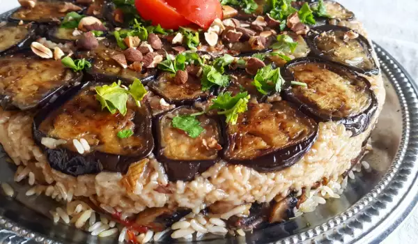 Libanska torta sa patlidžanom i pirinčem