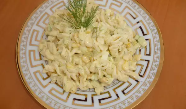 Salata od makarona za goste