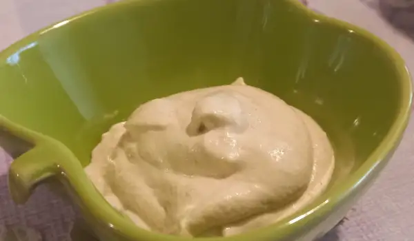 Vegan majonez sa pinjolama