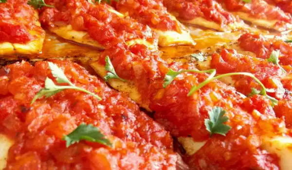 Fileti oslića i umak od paradajza