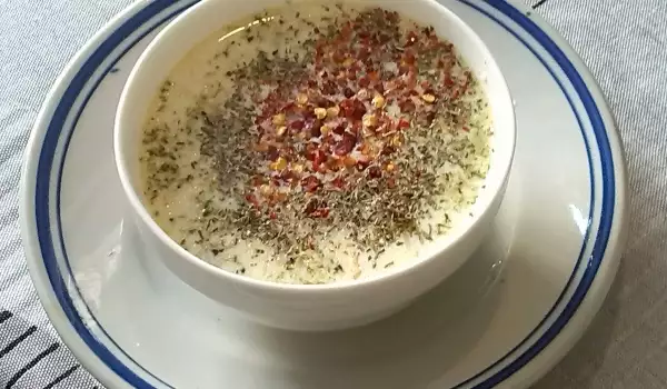 Mlečna supa sa arpa rezancima