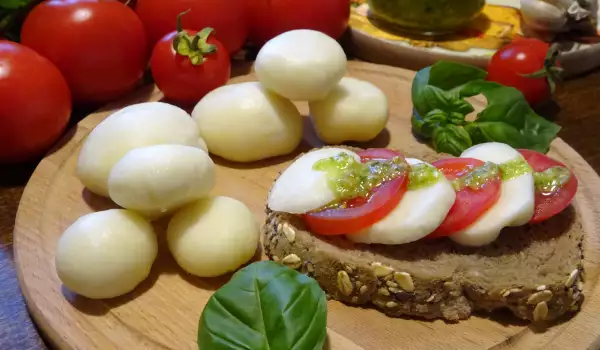 Prava Domaća Mocarela