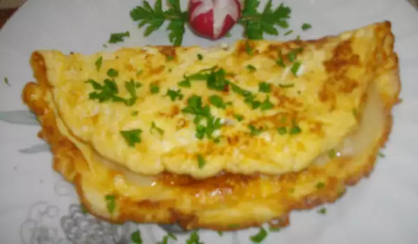 Omlet sa sirom i kačkavaljem