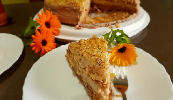 Sočna prelivena torta sa orasima