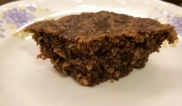 Preliveni kolač od oraha bez šećera