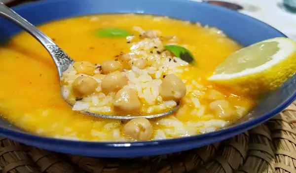 Ekonomična pirinčana supa sa leblebijama