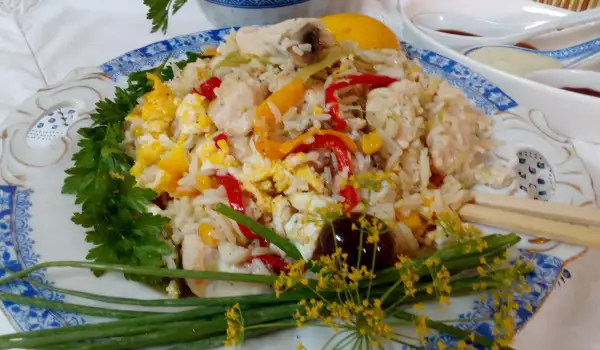 Prženi pirinač sa jajima na kineski način