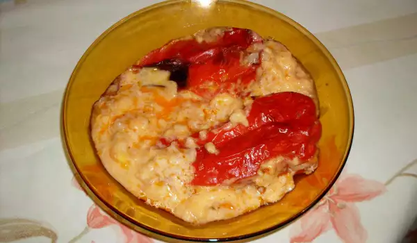 Klasične punjene paprike sa mlevenim mesom i pirinčem