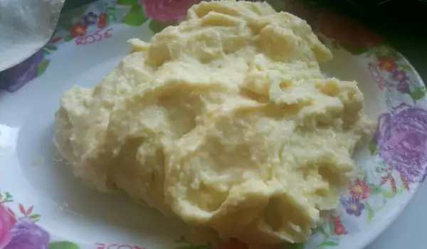 Kuvano testo za eklere i profiterole