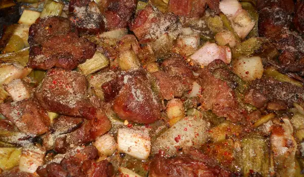 Pečena svinjetina s prazilukom