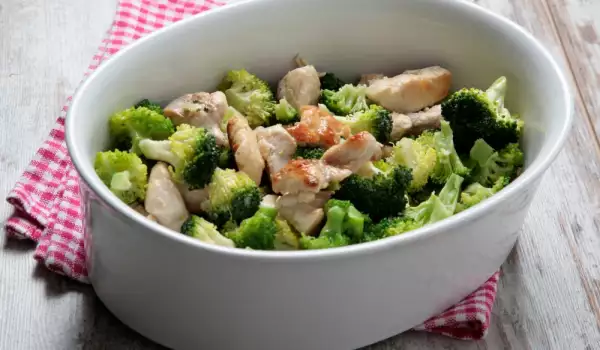 Svinjetina s brokolijem i pavlakom