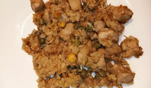 Pile s pirinčem i povrćem na kineski način