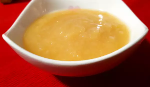 Voćna supa od jabuka i krušaka