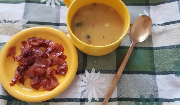 Supa od praziluka sa slaninom