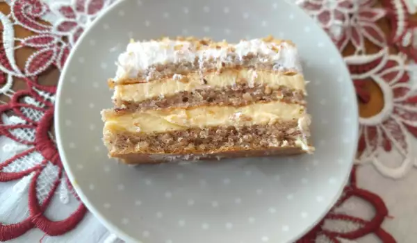 Slavska torta od vanile i lešnika