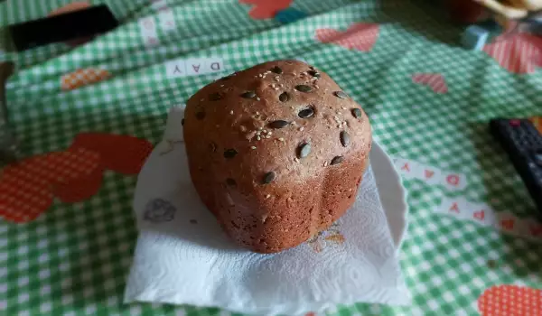 Integralni hleb sa semenkama iz mini pekare