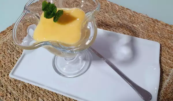 Krem od jaja sa maslacem i vanilom