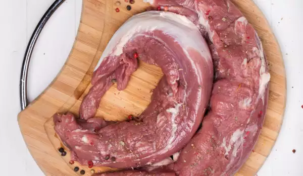 Da li treba oprati meso pre pripreme?
