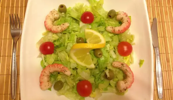 Dijetalna salata sa celerom i škampima