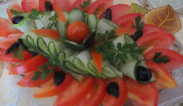 Salata od krastavaca i paradajza