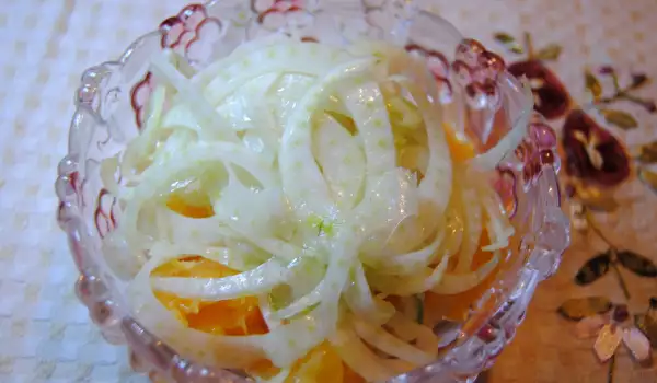 Salata sa komoračem, pomorandžama i medom