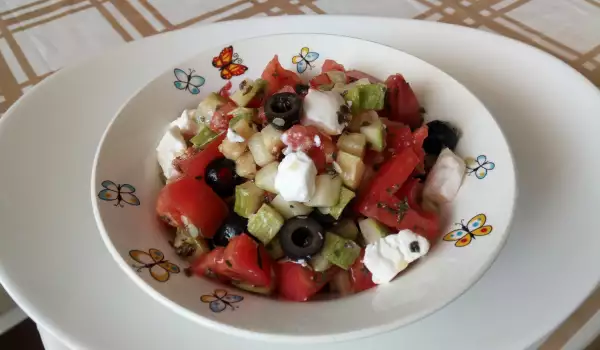 Salata sa tikvicama na grčki način