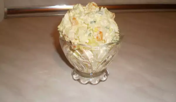 Seoska krompir salata s majonezom
