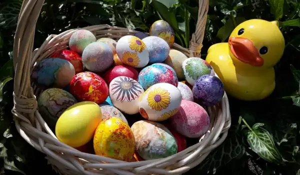 Uskršnja jaja sa različitim tehnikama