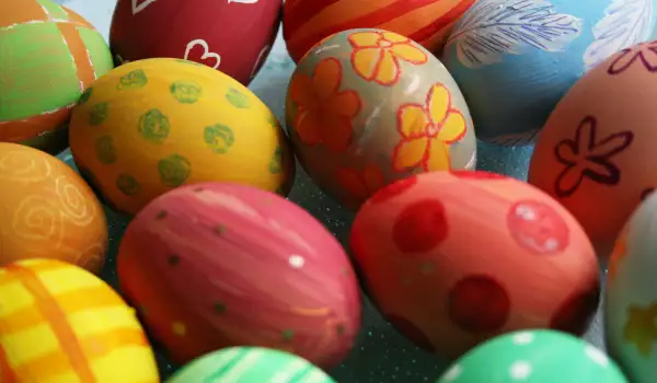 Crtana jaja za Uskrs